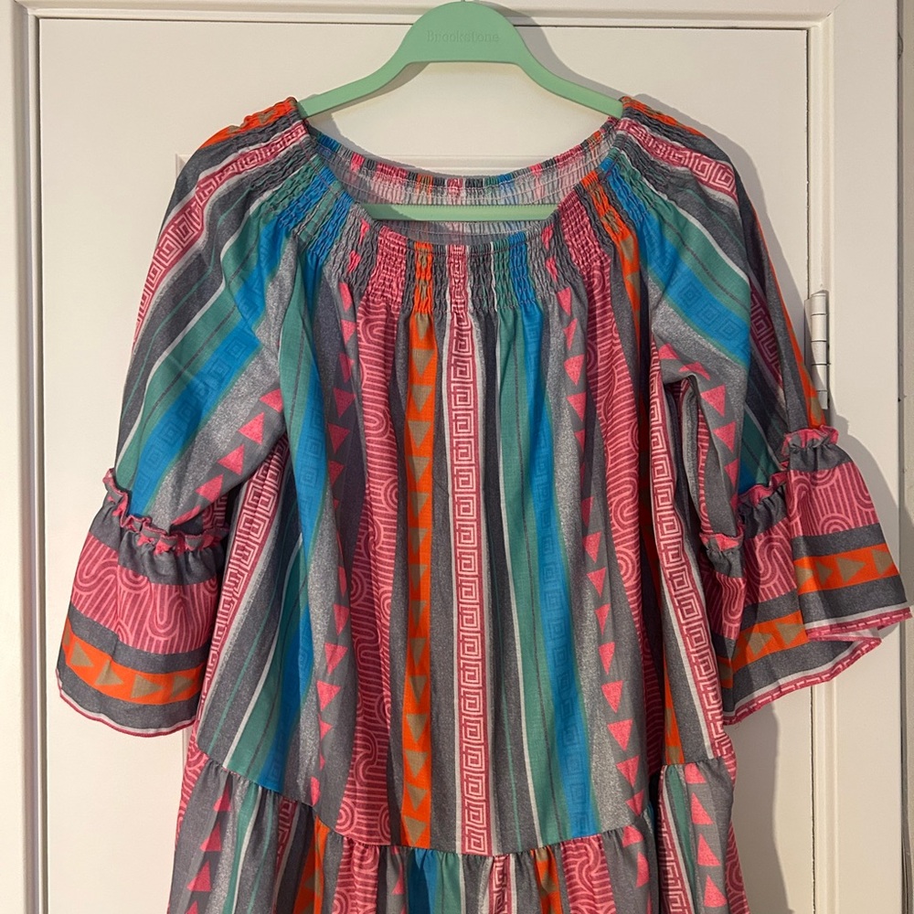 Multi-color, Off-the-shoulder, Tiered dress with a Ruffled Hem and Sleeves - Picture 4 of 9